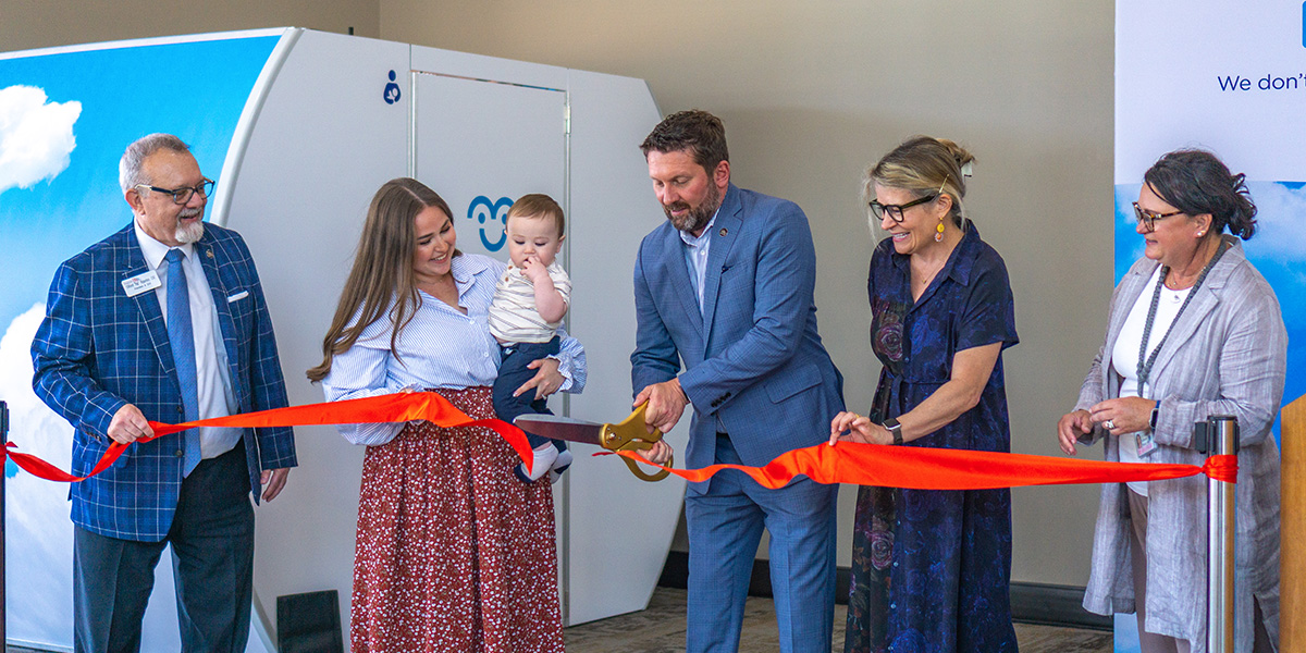 San Diego Convention Center Board Chair Shawn Vandiver cut the ribbon for the new Mamava lactation pods